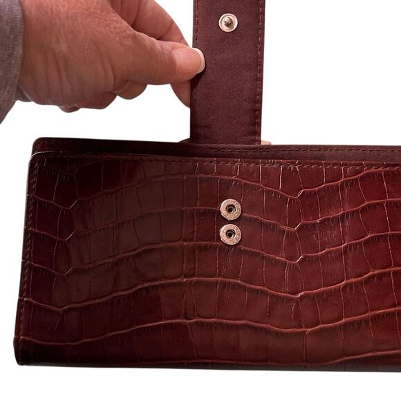 Hato Hasi Vintage Croc Embossed Faux Leather Brownish Red Women’s Wallet - Picture 11 of 12